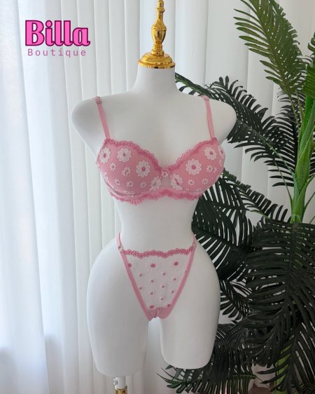 طقم داخلي دبل بوش باللون الزهري منقش ورد ابيض 🫰😩💗